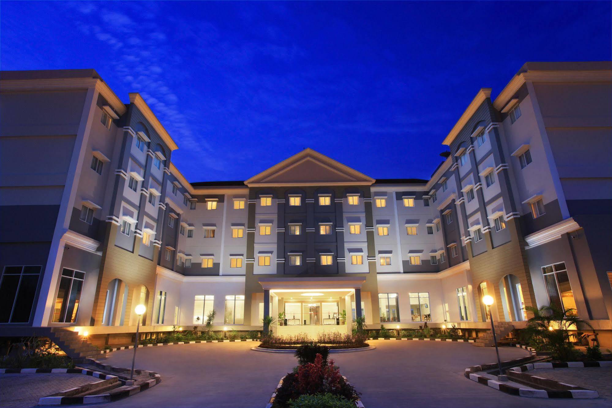 Swiss-Belinn パンカランブーン エクステリア 写真