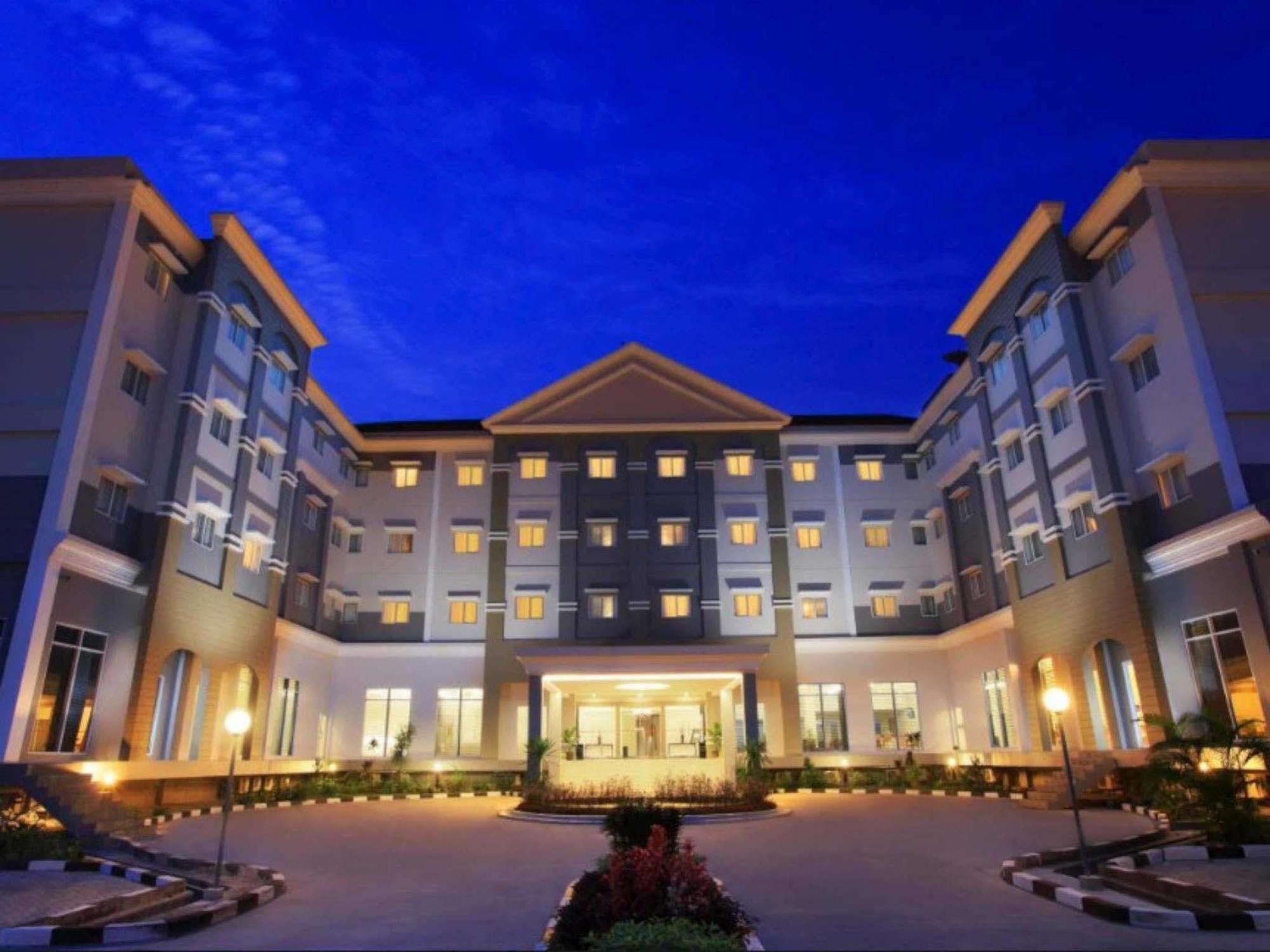 Swiss-Belinn パンカランブーン エクステリア 写真